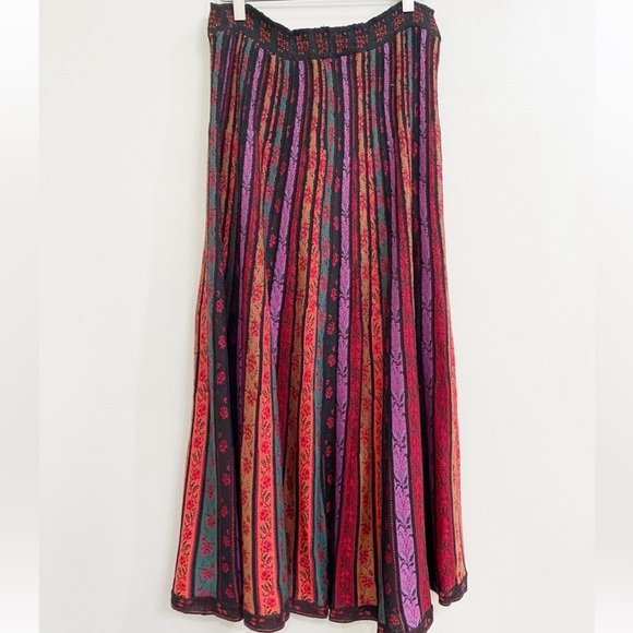 Anthropologie knit pleated midi skirt - Picture 3 of 8